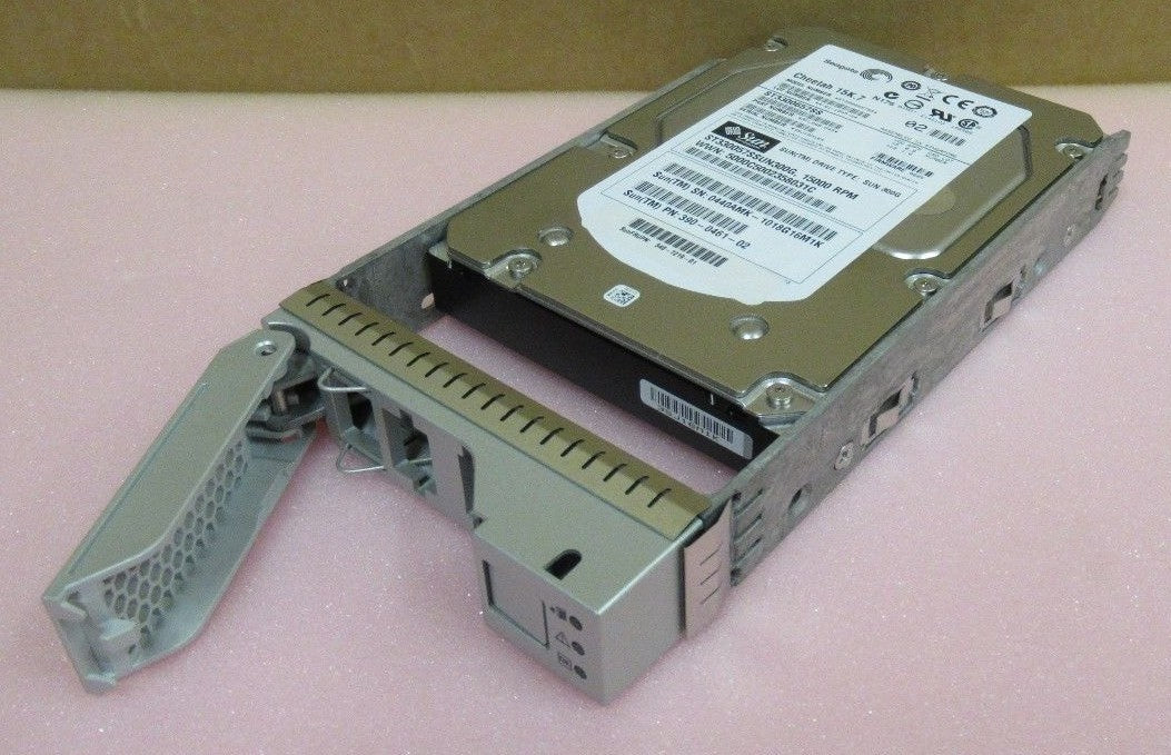 Sun MicroSystems 300GB 3.5" SAS 6Gb/s 15K 16MB HDD Server Hard Drive 390-0461-02