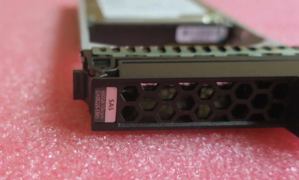 Fujitsu Eternus 600GB 10K SAS 12G 2.5" Hard Drive HDD CA08226-E885 For DX S3/S4
