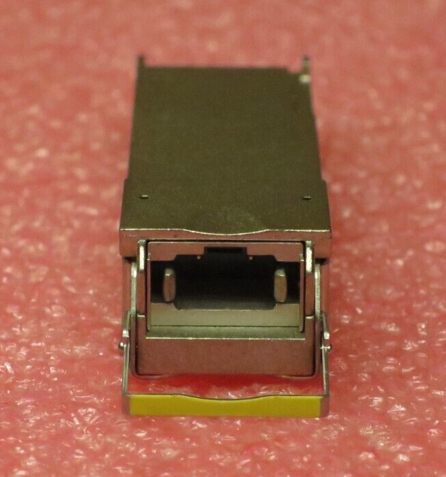 Arista QSFP-40G-SR4 40GBASE-SR4 QSFP+ 850nm 150m MTP/MPO DOM Transceiver Module