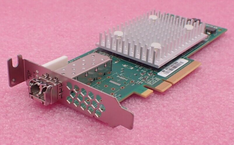 Fujitsu QLE2690-F 1-Port 16Gb/s FC SFP+ Host Bus Adapter HBA S26361-F5580-L501
