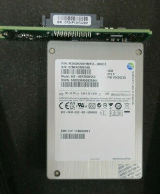 EMC 200GB Flash SAS 2.5" Solid State Drive SSD 005050498 V3-VS6F-20 - 3.5" Caddy
