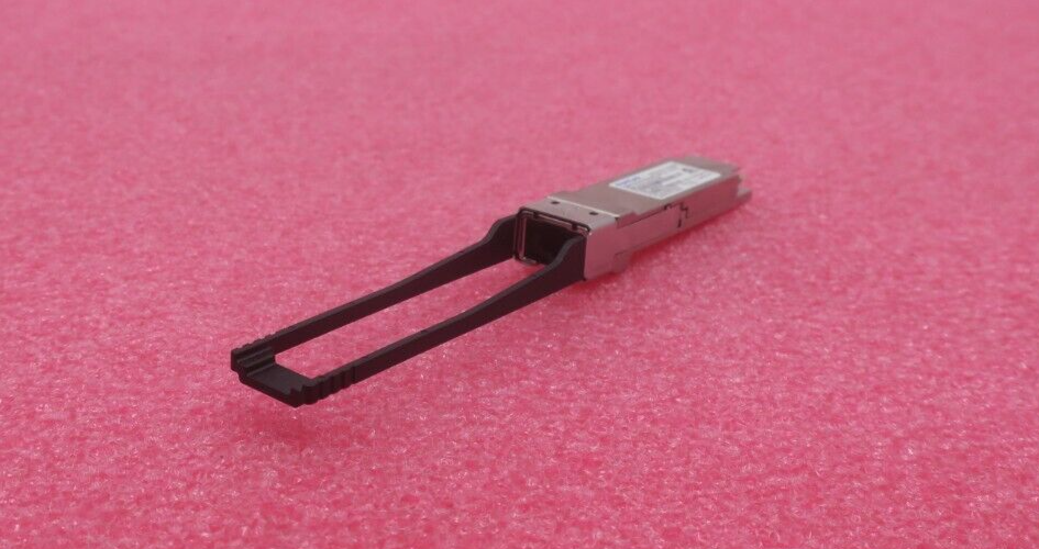 EMC Finisar 56Gb/s FDR 85C 100m 850nm XCVR QSFP Transceiver Module 019-078-048
