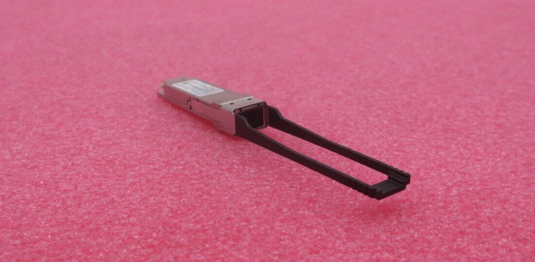 EMC Finisar 56Gb/s FDR 85C 100m 850nm XCVR QSFP Transceiver Module 019-078-048