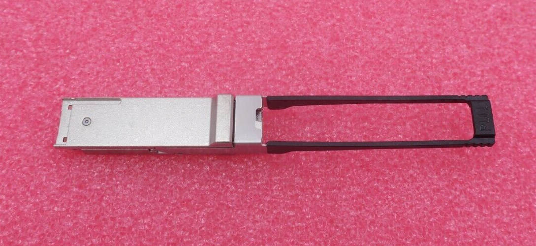 EMC Finisar 56Gb/s FDR 85C 100m 850nm XCVR QSFP Transceiver Module 019-078-048