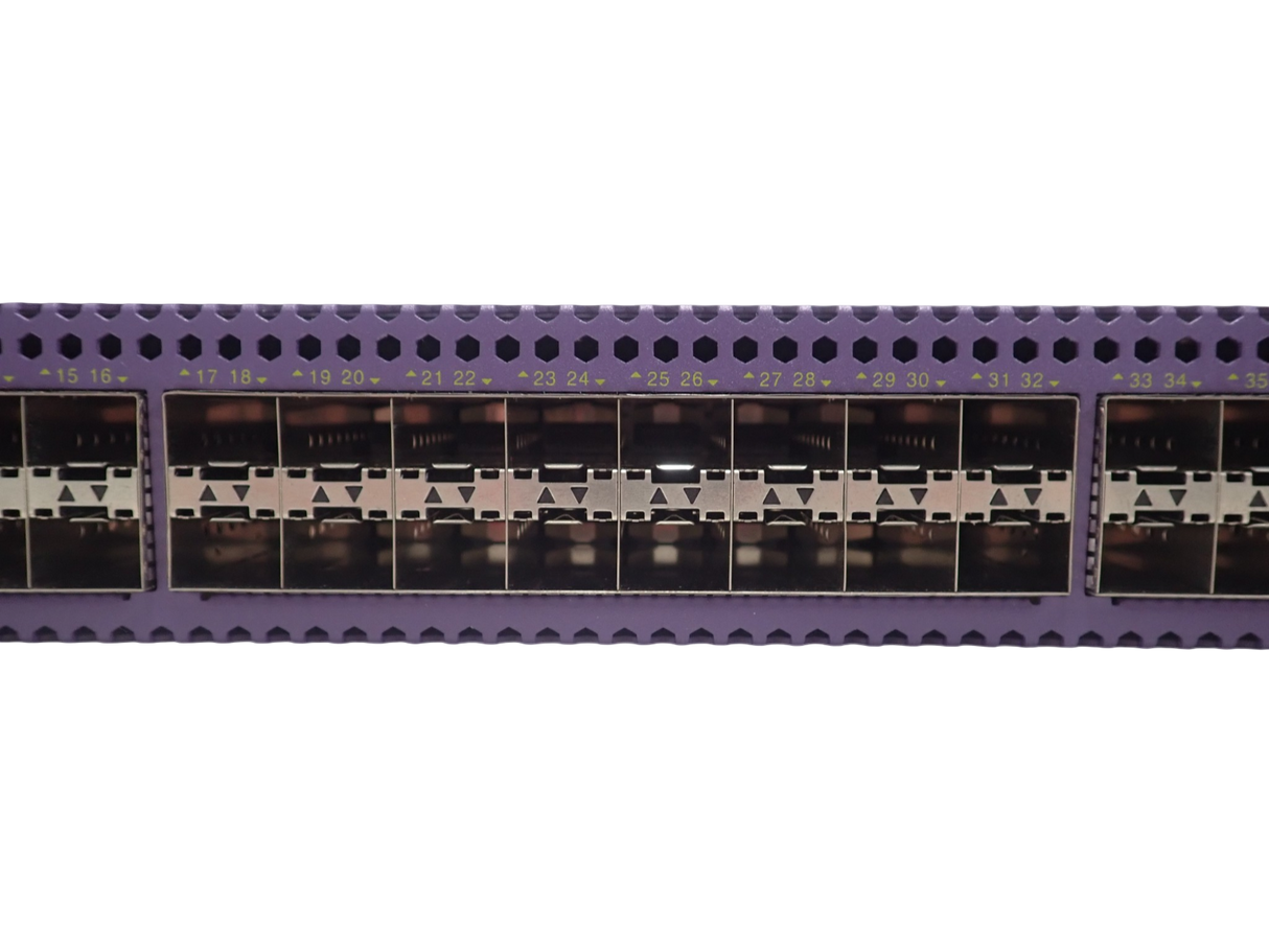 Extreme Networks Summit X670-G2-48X-4Q 48x 1/10Gb SFP+ 4-Port QSFP+ Switch + Lic