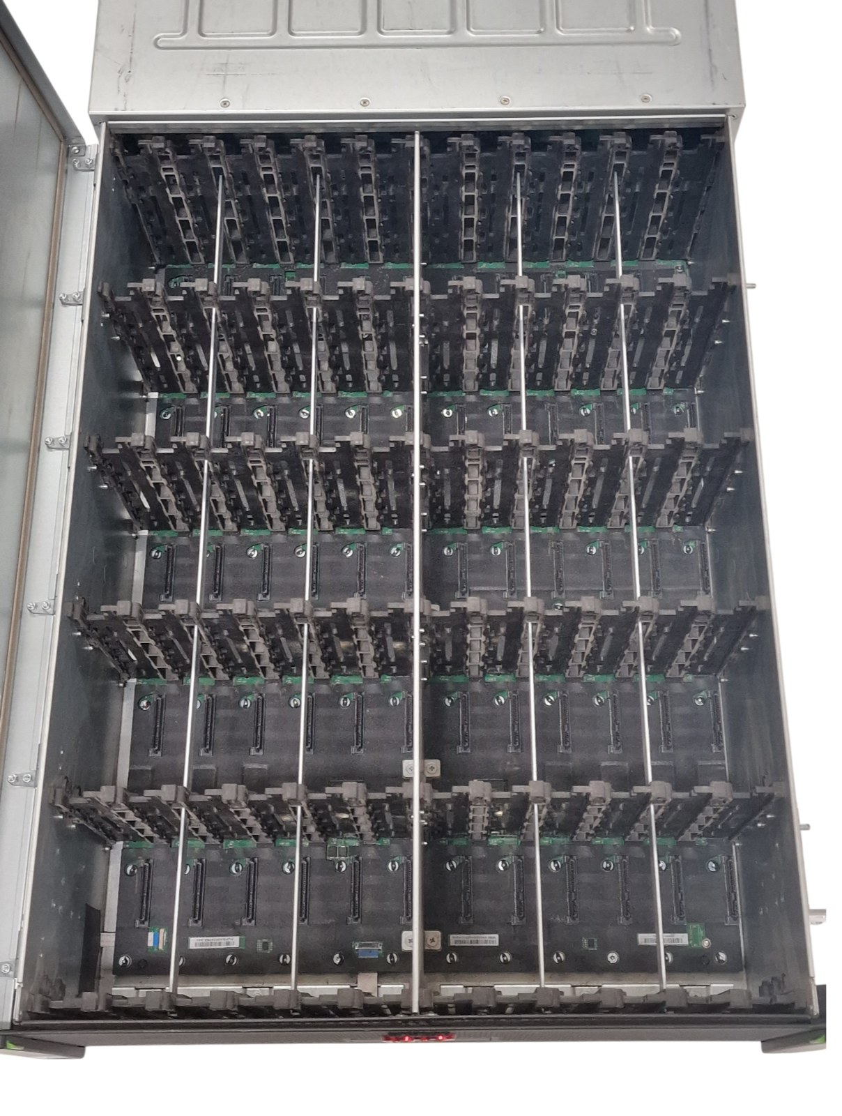 Fujitsu Eternus DX1/200 S4 HD-DE Drive Enclosure 60-Bay 2x IOM12G 2xFEM12G 4xPSU