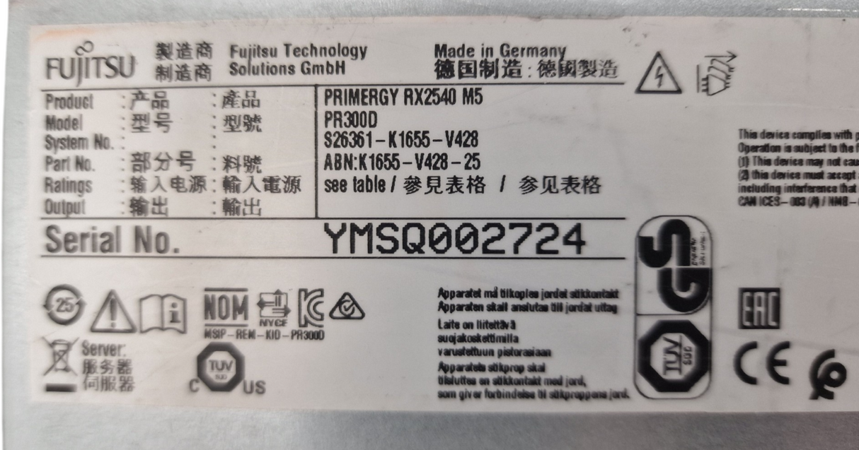 Fujitsu Primergy RX2540 M5 24x SFF SAS/SATA Front Bay 4x SFF Rear Bay Server