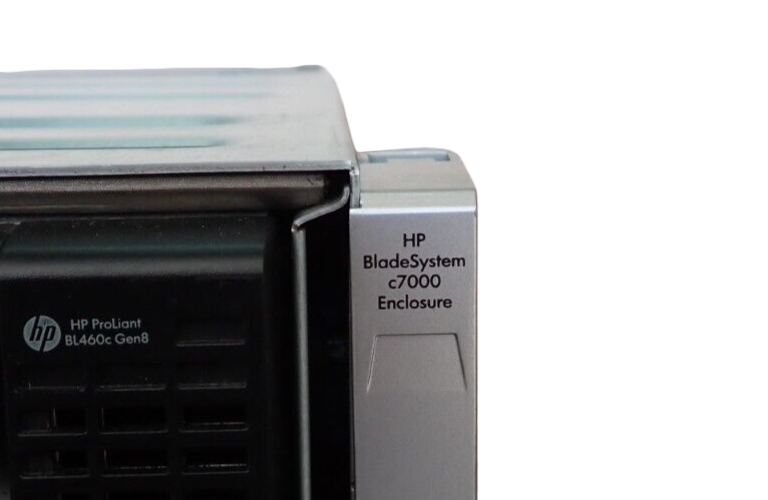 HP BladeSystem C7000 G3 3PH Chassis 8x BL460c Gen8 with Spec + 1x D2220sb Blades