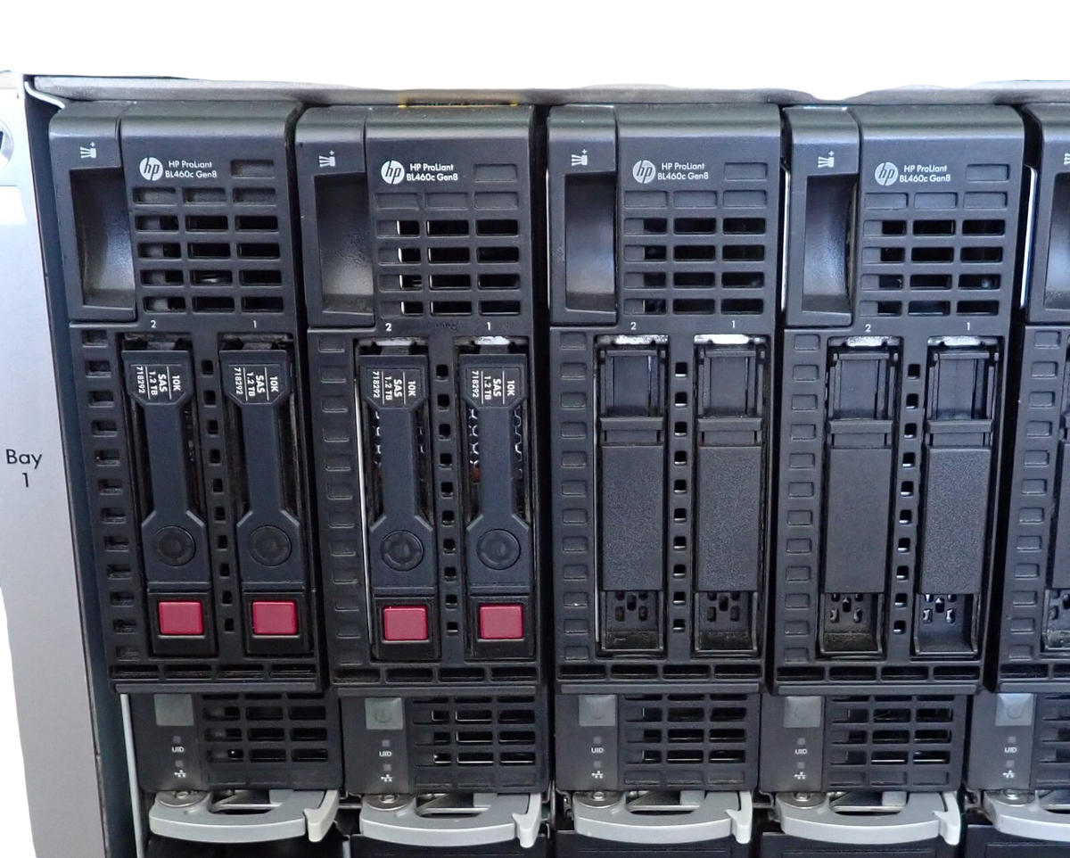 HP BladeSystem C7000 G3 3PH Chassis 8x BL460c Gen8 with Spec + 1x D2220sb Blades
