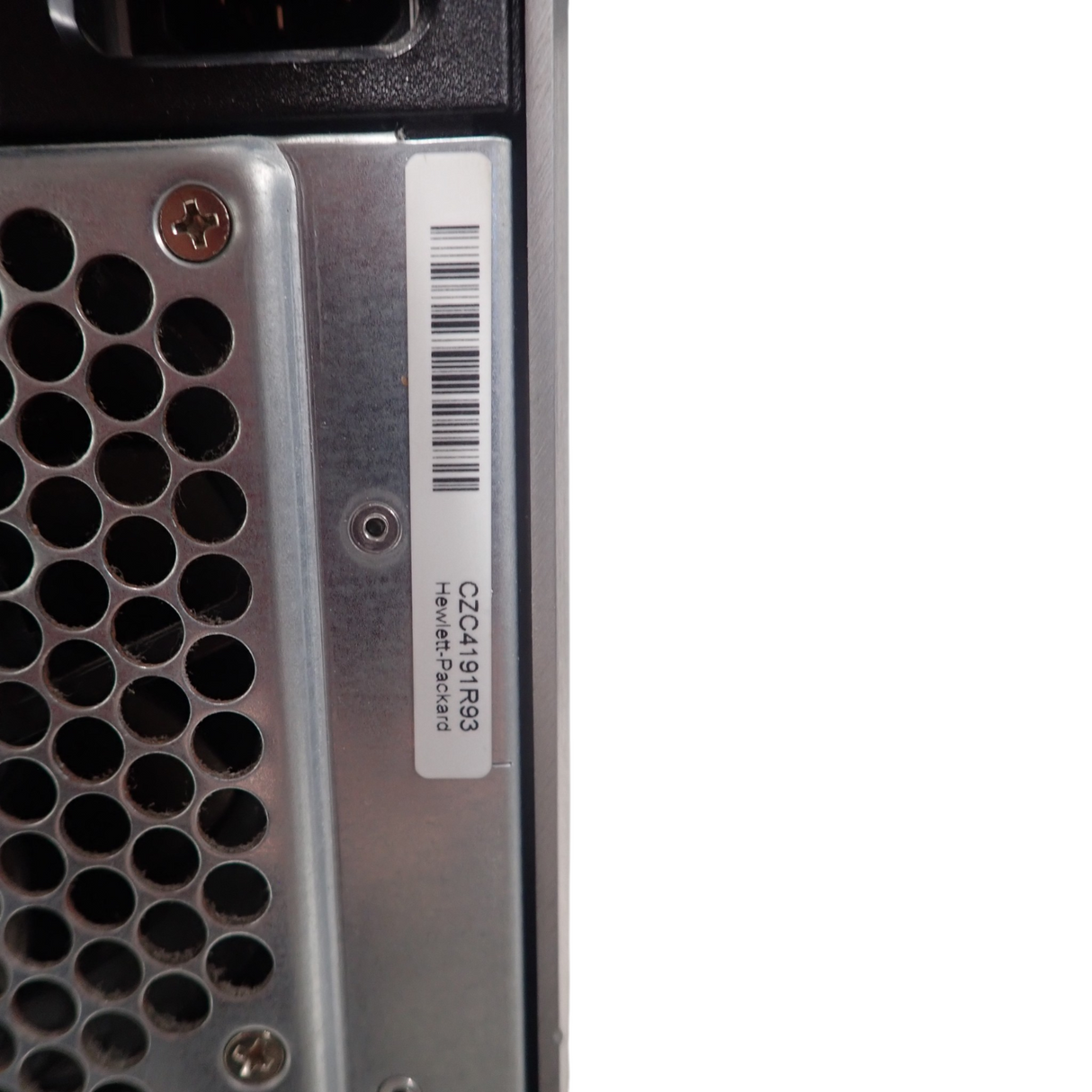 HP WorkStation Z820 2xE5-2600 16xDDR3 4x Internal LFF Bay CTO Tower PC LJ452AV