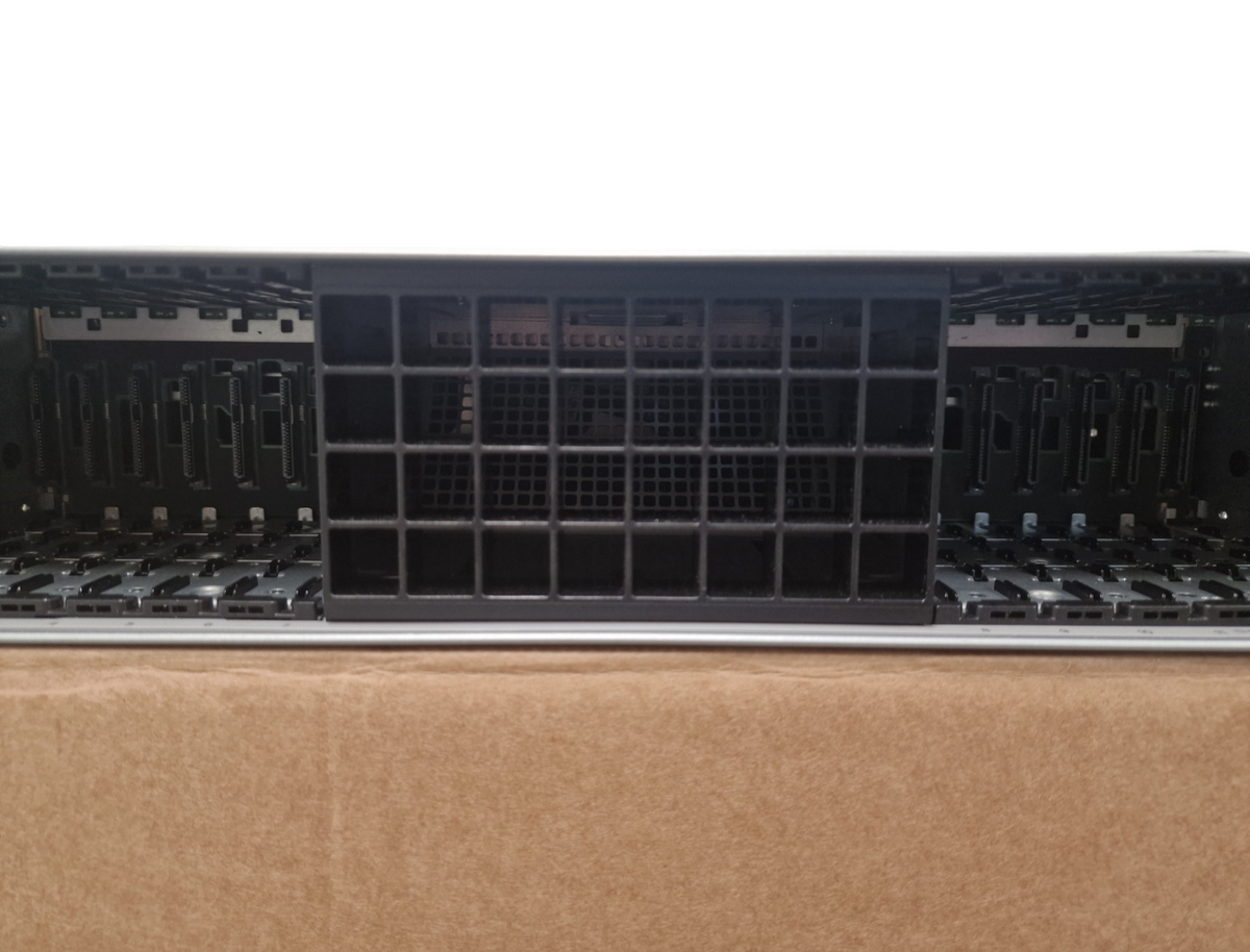 Dell PowerEdge R760 2x Gen4/5 Scalable CPU 32DIMM 16x 2.5" Bay CTO 2U Server