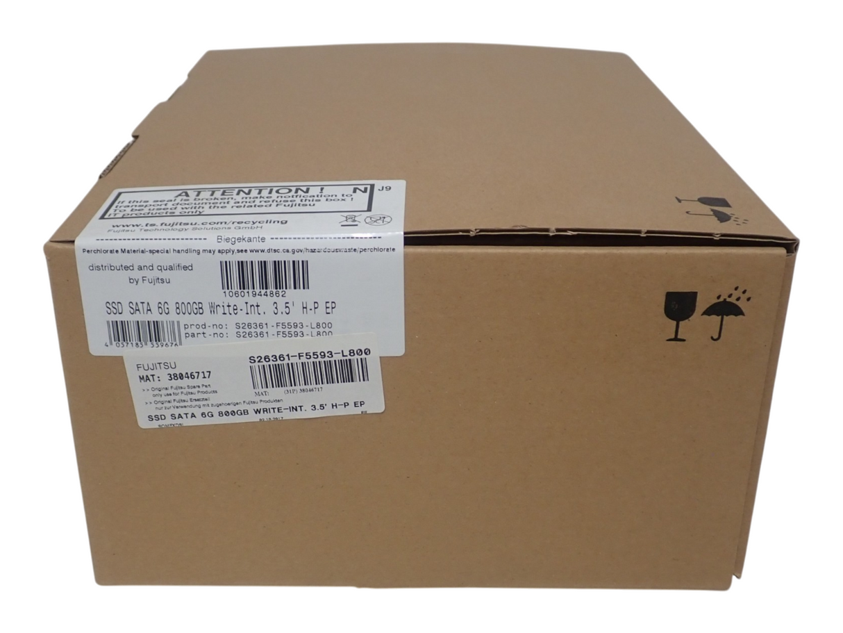 NEW Fujitsu 800GB SATA 6G WI 2.5" Hot-Plug SSD in 3.5" Caddy S26361-F5593-L800