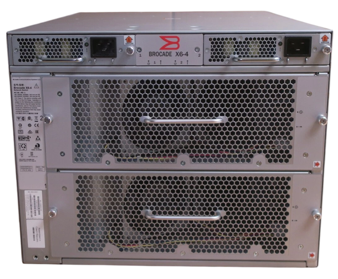 Brocade X6-4 4-Slot Gen6 8U Director + 2x FC32-48 2x CPX6 2x CR32-4 + Licenses