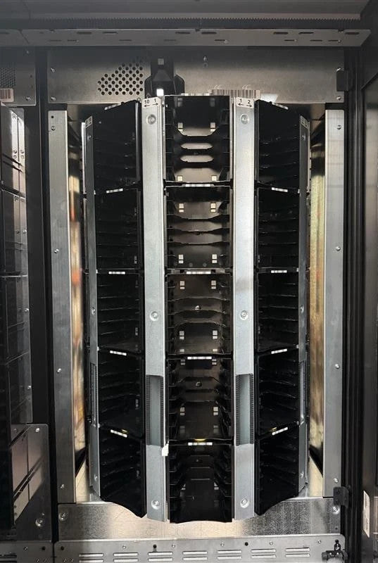 Quantum Scalar i6000 Tape Library + Expansion Module + 15x LTO-8 FC Drives