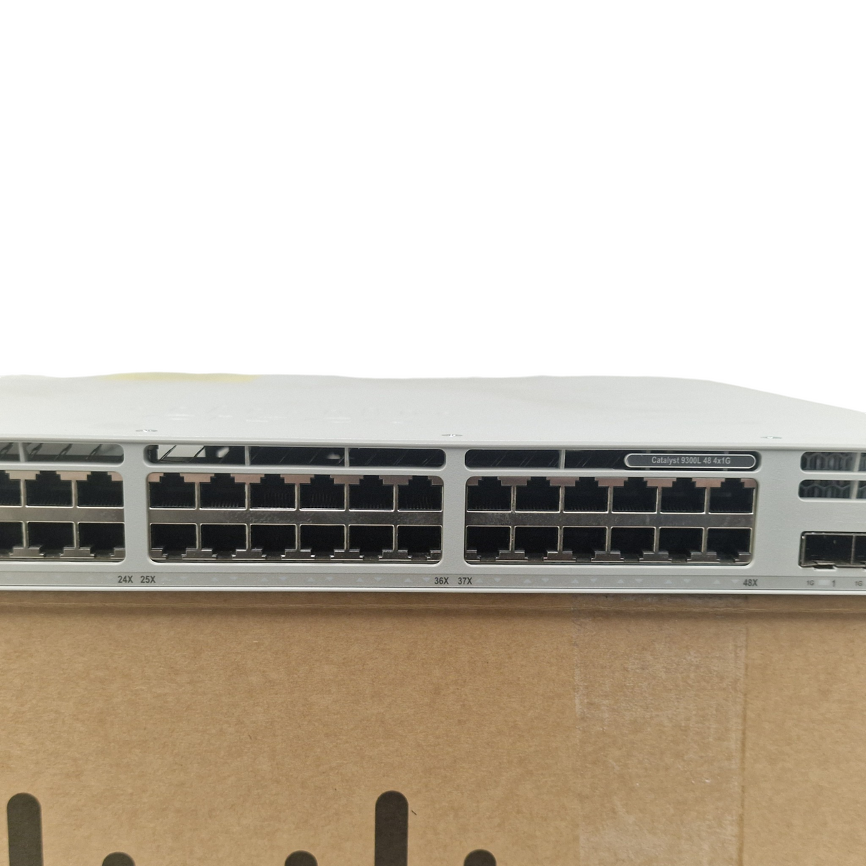 New Cisco Catalyst C9300L-48T-4G-E 48x 1GbE RJ45 + 4x 1Gb SFP+ Managed Switch
