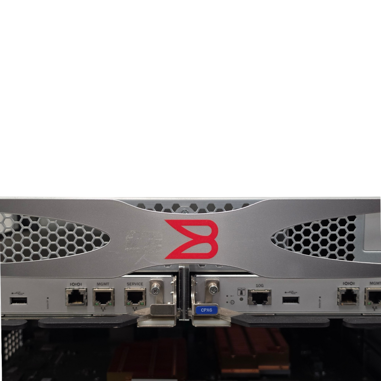 Brocade ED-DCX6-4B X6-4 4-Slot Gen6 8U Director + 2x CPX6 2x CR32-4 2x PSU