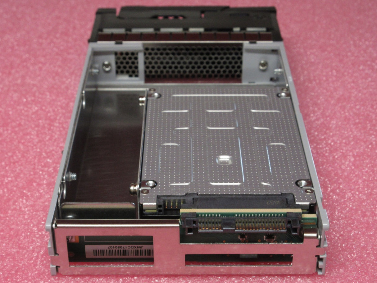 Fujitsu DX S3 S4 MLC SSD SAS 3.84TB 12G 3.5 CA07670-E236 10602115739 38049310