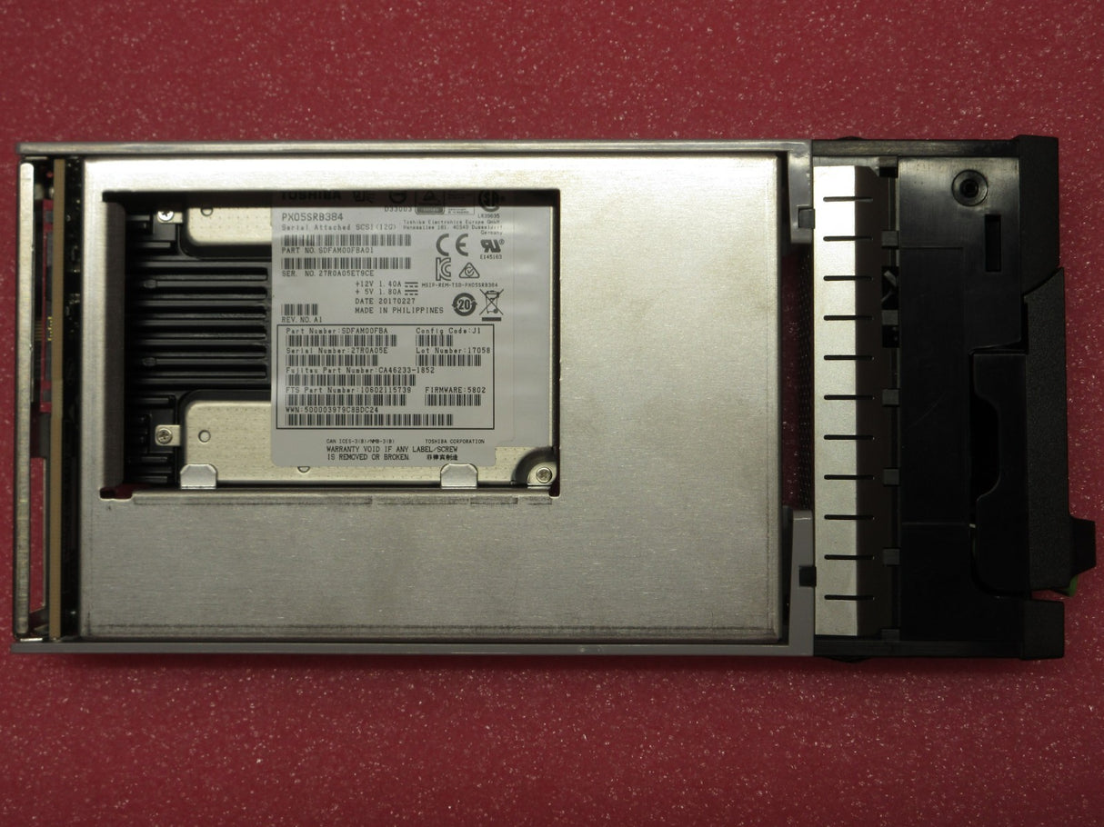Fujitsu DX S3 S4 MLC SSD SAS 3.84TB 12G 3.5 CA07670-E236 10602115739 38049310
