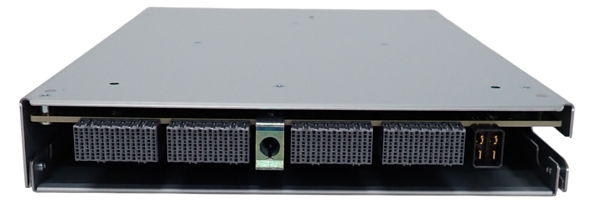 EMC PowerMax 2000/8000 X2024-M DAE Quad-Port NVMe I/O Module 105-001-036-03