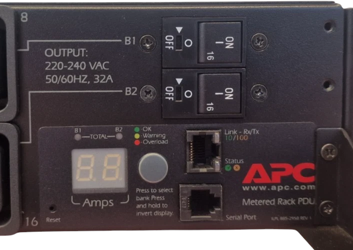 APC AP7822B 16-Way 12x C13 4x C19 Outlet 2U Rackmount 32A 1PH Metered PDU