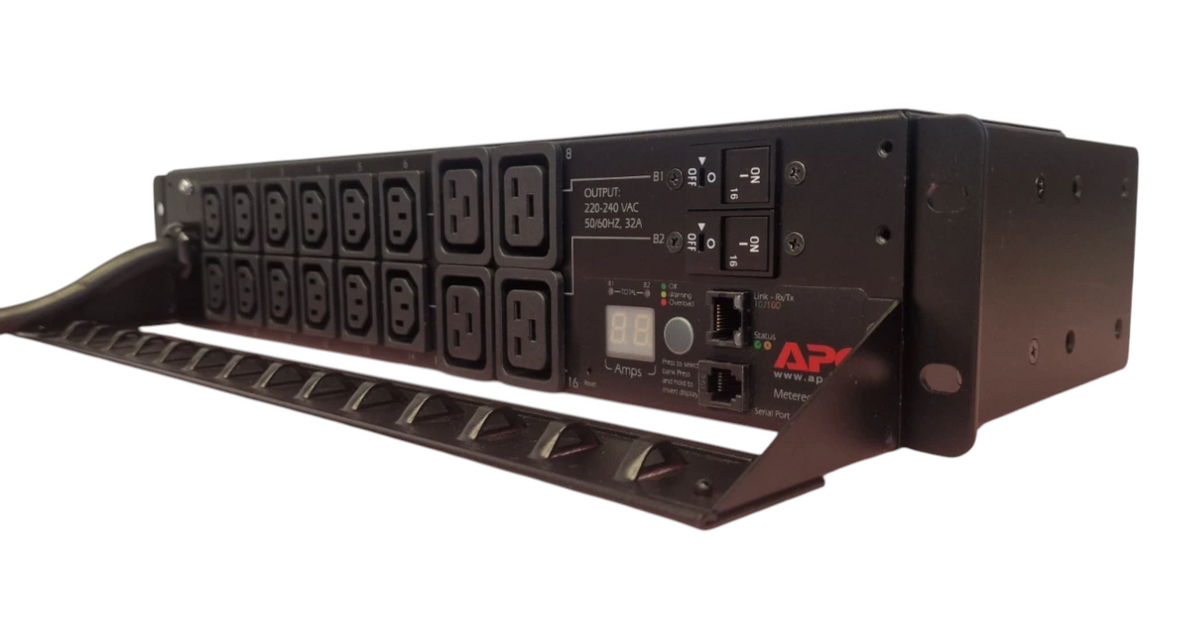 APC AP7822B 16-Way 12x C13 4x C19 Outlet 2U Rackmount 32A 1PH Metered PDU