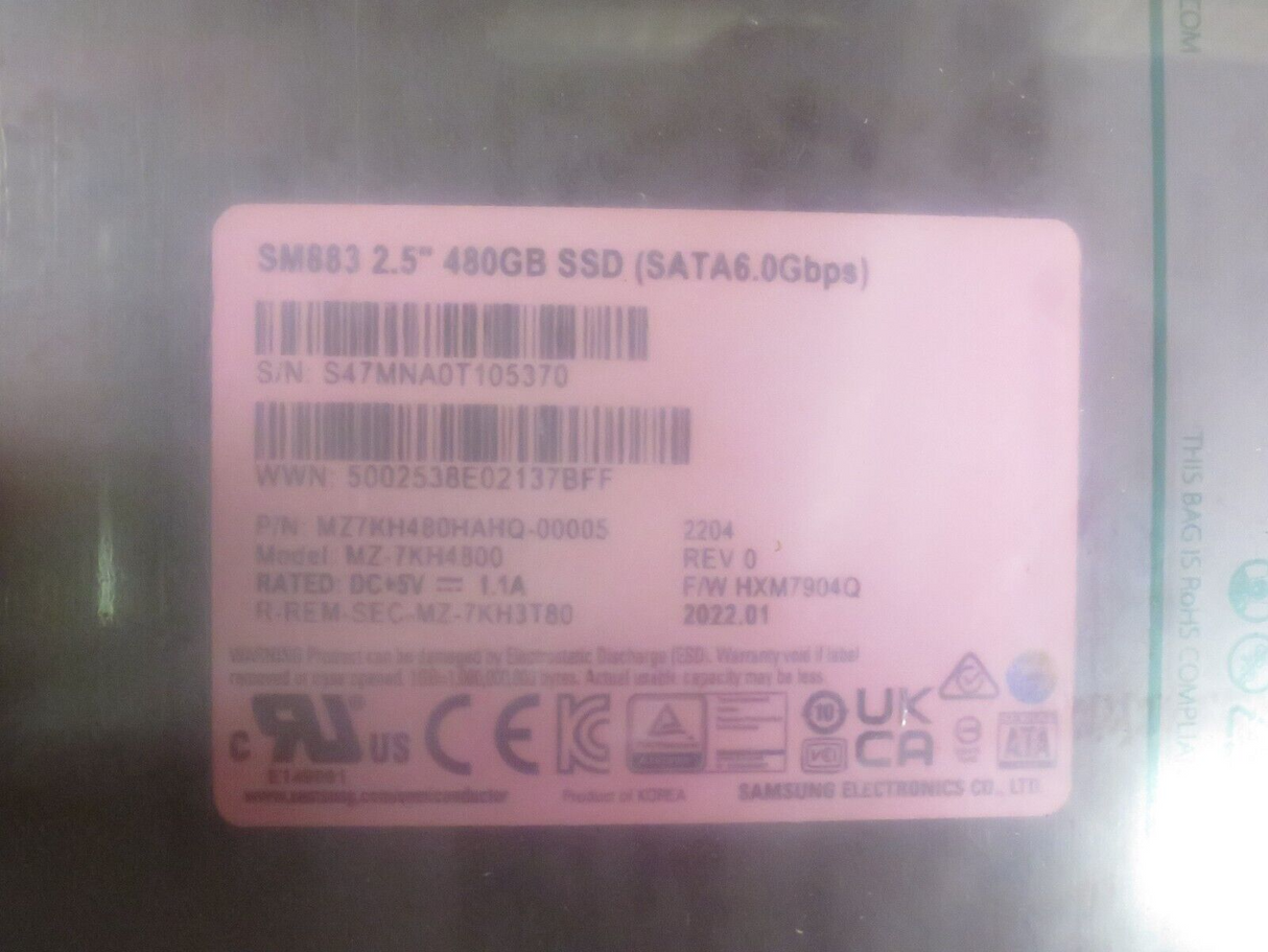NEW Fujitsu 480GB SSD SATA 6G 2.5" Hot-Plug Solid State Drive S26361-F5675-L948