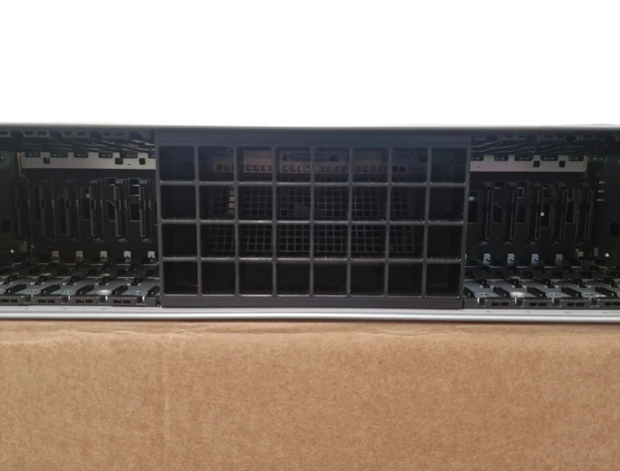 Dell PowerEdge R760 1x Gen4/5 Scalable CPU 32DIMM 16x 2.5" Bay CTO 2U Server