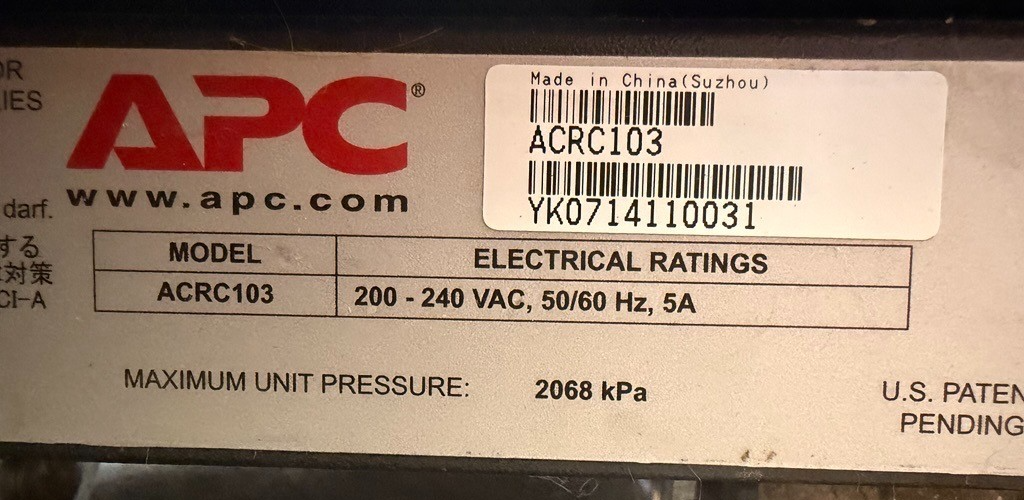 APC ACRC103 Inrow RC 300mm 42U 240V 16A IEC309 Water Cooling Server Chiller