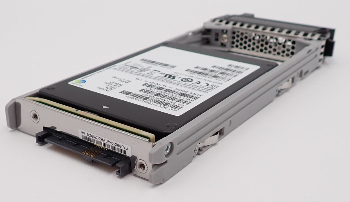 Fujitsu Eternus DX S3/S4 3.84TB SAS 12G 2.5" ETASATF-L SSD CA08226-E636