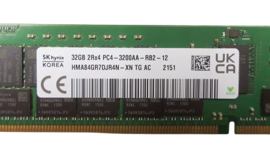 NEW Original Fujitsu 32GB 2Rx4 PC4-3200AA ECC S26361-F5828-L232 PY-ME32SJ