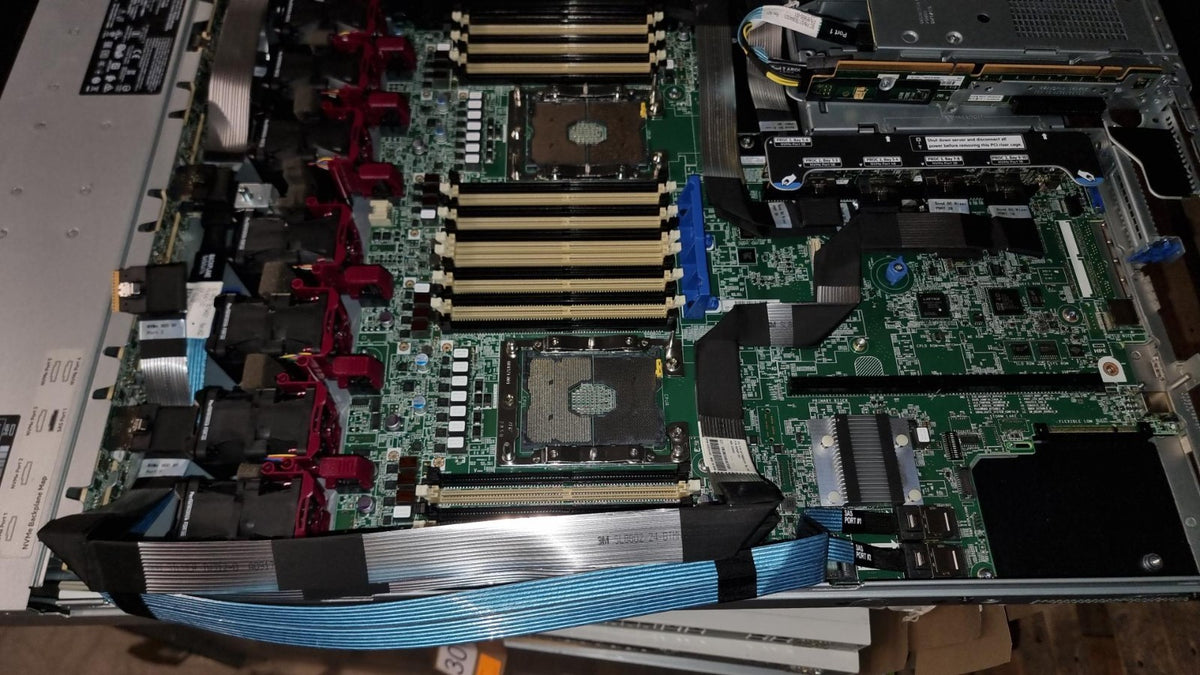 HPE ProLiant DL360 GEN10 Premium CTO 2x Scalable CPU 24-DIMM 10x NVME + spec