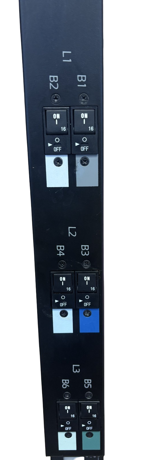 APC AP7856 6x C13 12x C19 32A 3-phase Metered Rack Power Distribution Unit PDU