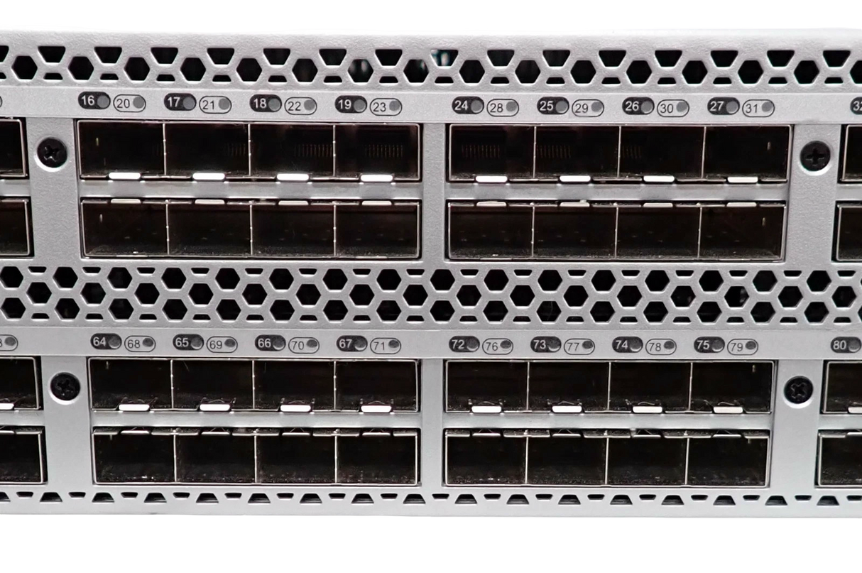 HPE SN6500B Brocade 6520 96-Port SFP 16Gb FC Switch E7X98A (48-Port Active)