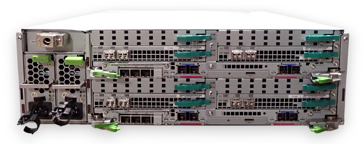 Fujitsu Eternus DX600 S4 Base FTS:ET604SAU + 2x Controller Modules CA07555-D831