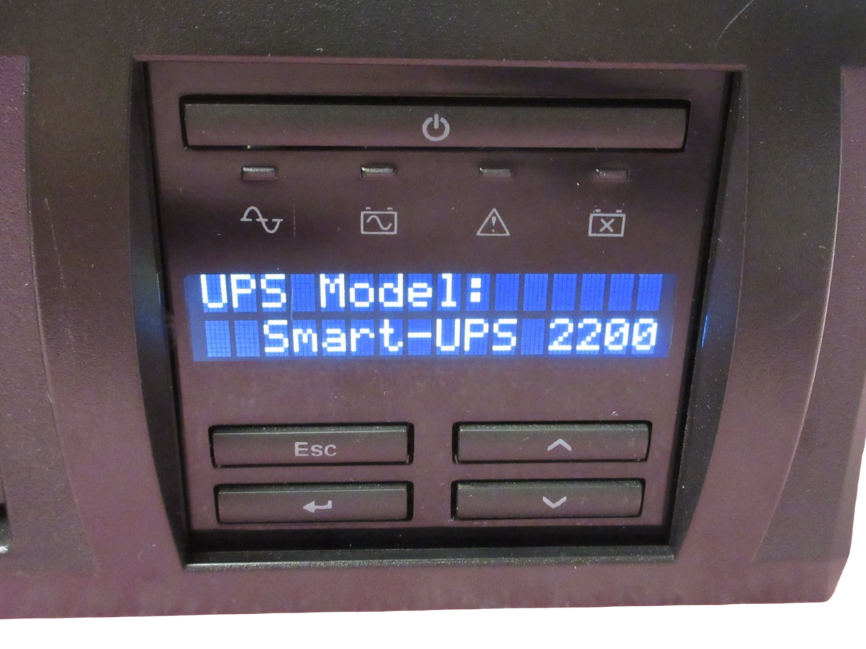 APC Smart-UPS SMT2200RMI2UC 2200VA 1980W 8x C13 1x C19 230V 2U Rack Mount UPS