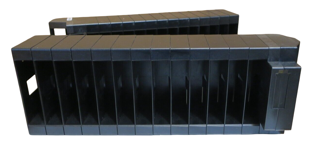 HP Storageworks MSL5026 S2 Backup Tape Library SDLT LTO 293472-B22 no tape drive