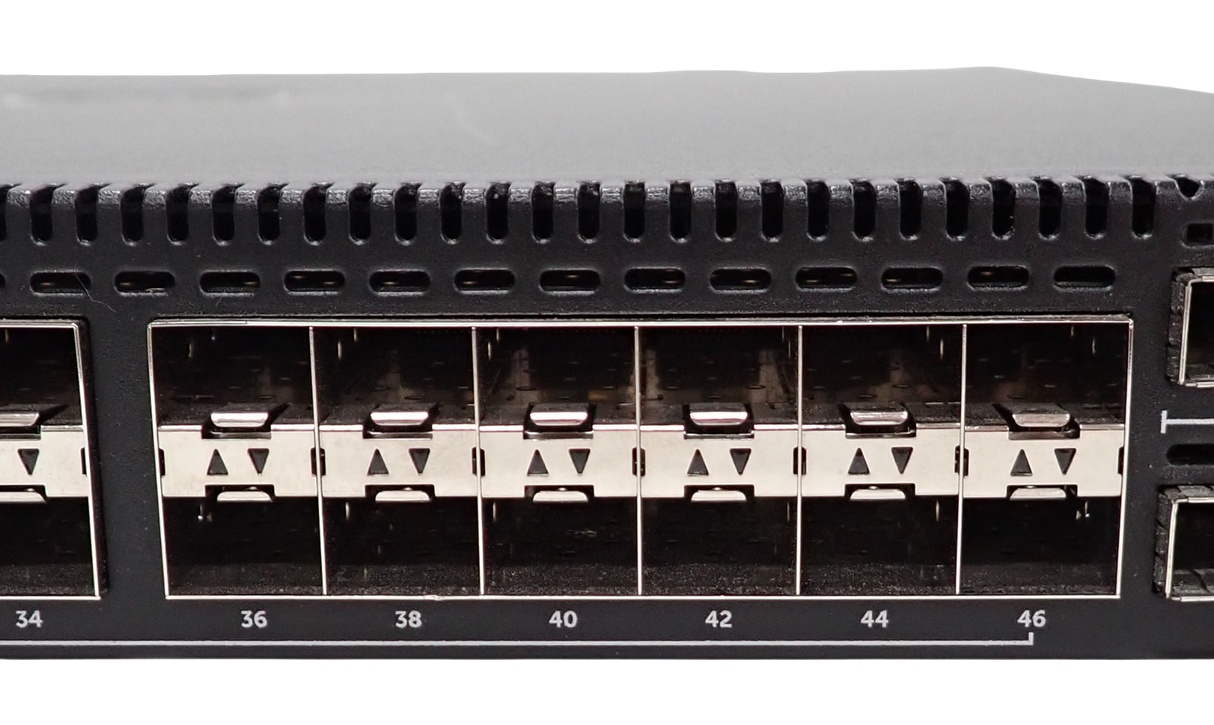 Dell Force10 S4810 S4810-01-64F 48x 10GE SFP+ + 4x 40GE QSFP+ Switch F2B