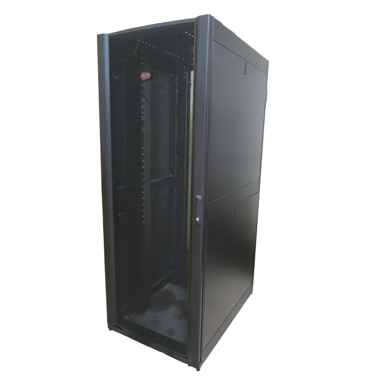 APC AR3140 NetShelter SX Server 19" 750mm x 1070mm Networking Rack Cabinet 42U