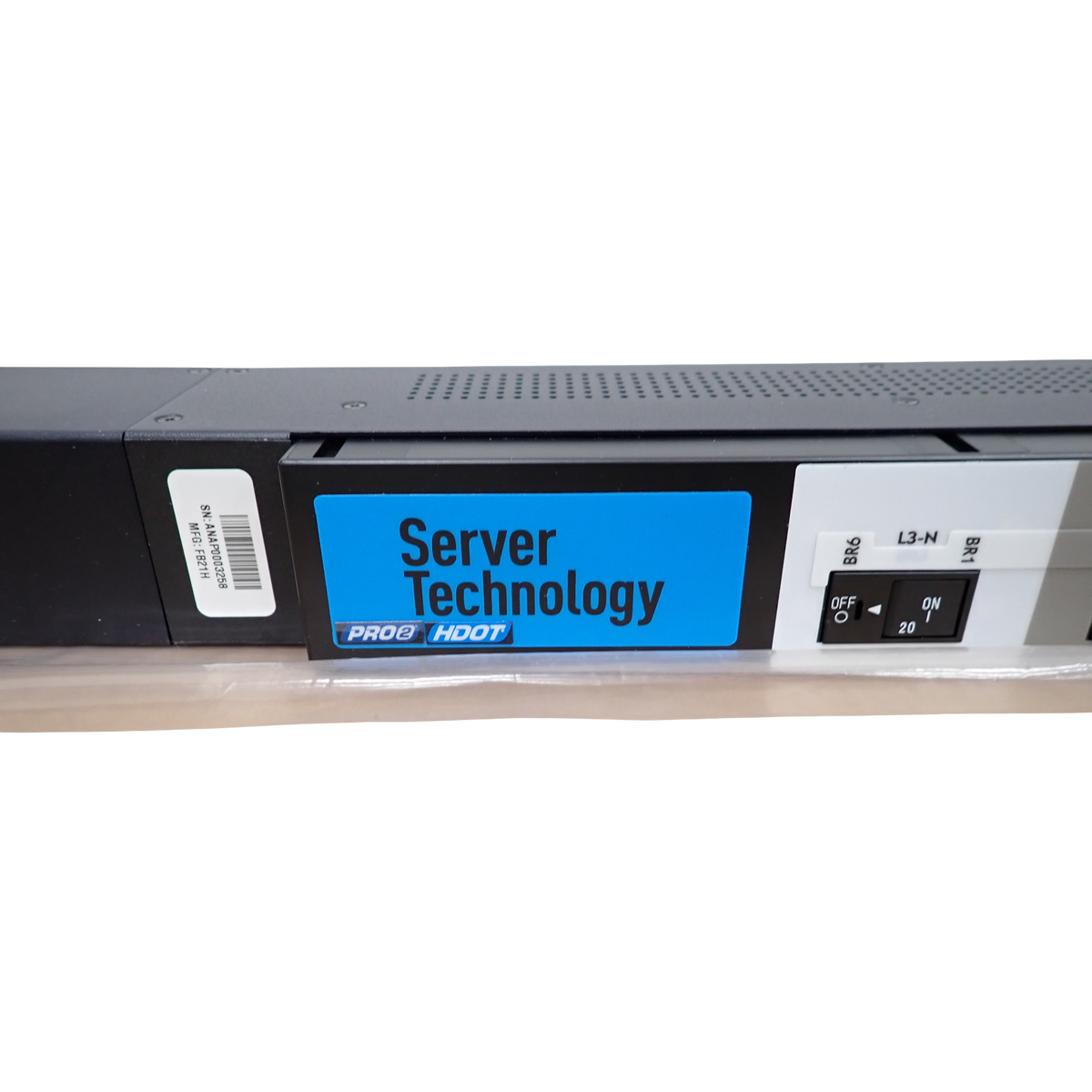 New Server Technology PRO2 0U 24x C13 12x C19 BLUE Switched PDU SEV-FB636B-532P6