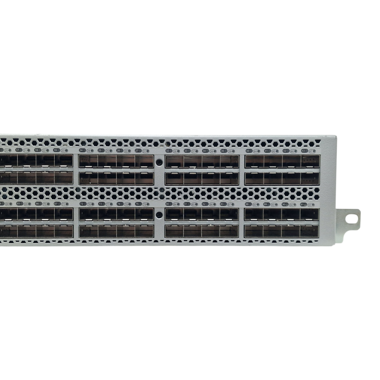 Brocade 6520 96x 16Gb SFP+ Port (48 Active) FC Switch HD-6520-48-8G-R + Licenses