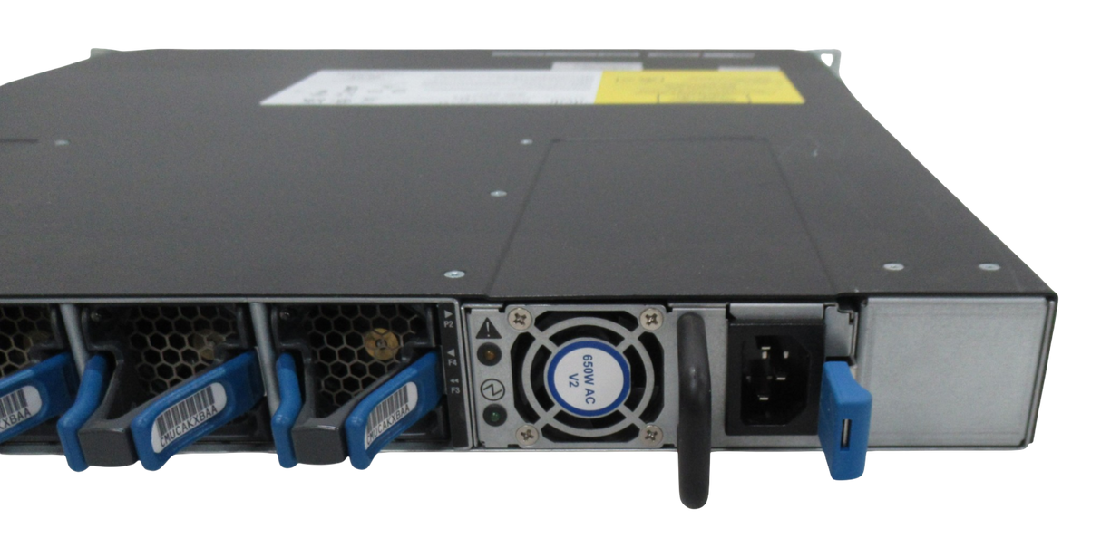 IBM SAN32C-6 16x 32Gb SFP+ Ports 16 Active B2F Fabric SAN Switch 2x PSU 8977-T32