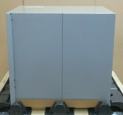 New Arista DCS-7308 8-Slot Switch Chassis EM-7328X+4PS-R + 1x EM-7300-SUP 4x PSU