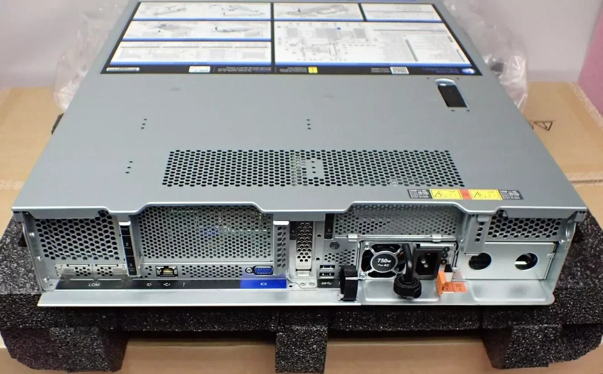 NEW Lenovo ThinkSystem SR650 2x Gen 1/2 Scalable CPU 24-DIMM 8-Bay 2U CTO Server
