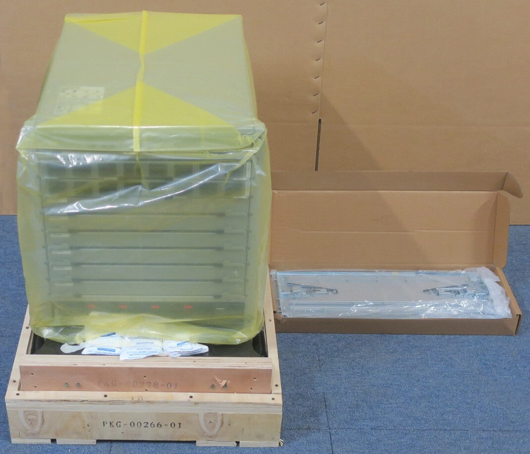 NEW Arista DCS-7308 8-Slot Switch Chassis 2x EM-7300X-32Q-LC 1x EM-7300-SUP