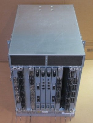 Brocade Connectrix Director Switch HD-DCX-0001 3x FC8-48 3x FC8-32 2x CP8 2x CR8