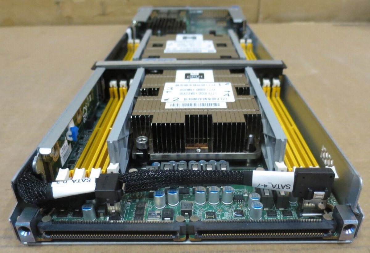 Quanta T42S-2U 24x 2.5" + 4x CTO Server Nodes CTO 1st/2nd Gen XEON Scalable