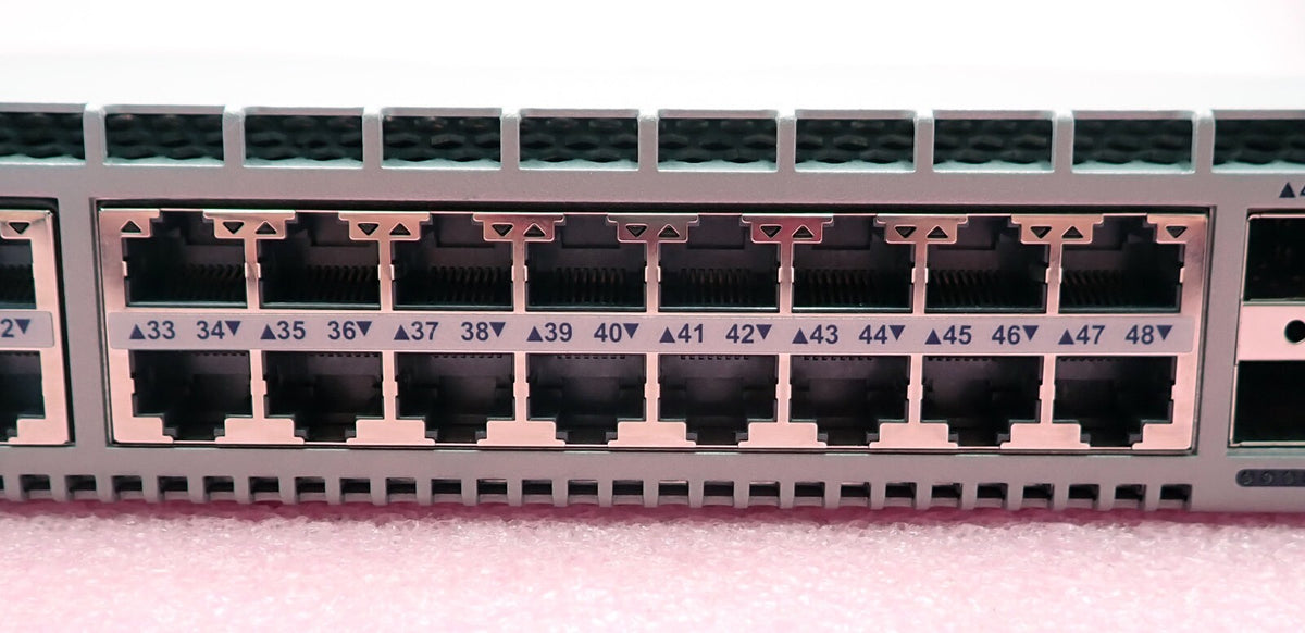 Arista 7050X DCS-7050TX-64-R 48x 1/10GbE RJ45 + 4x 40GbE QSFP+ Switch B2F 2x PSU