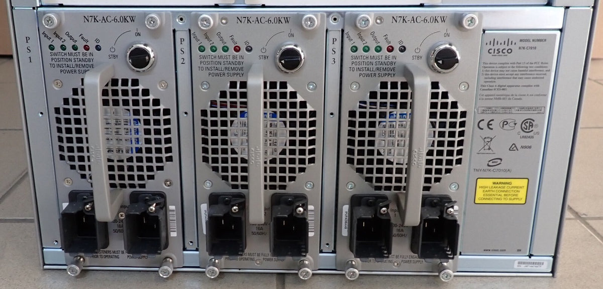 Cisco Nexus N7K-C7010 21U 7000 10-Slot Network Switch Chassis 2x N7K-C7010-FAB-1