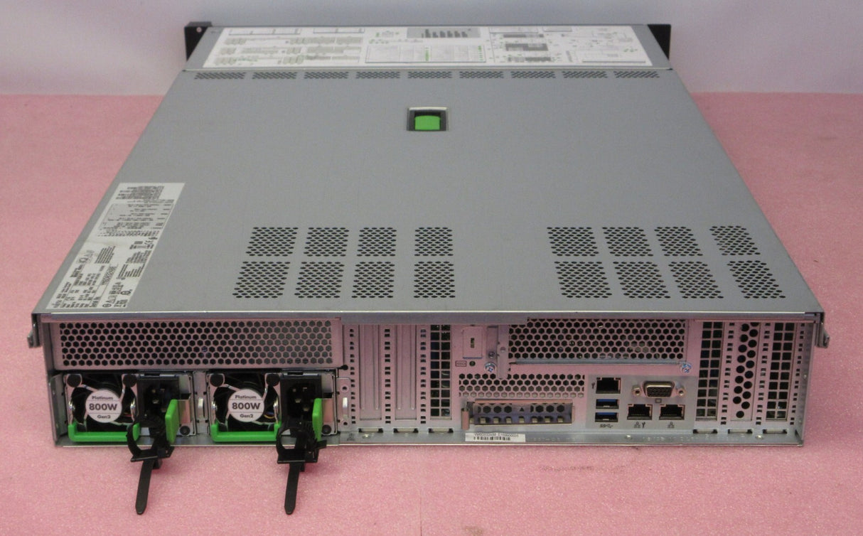 Fujitsu Primergy RX2540 M4 2x Xeon Scalable 12-Bay 3.5" SAS CP403i 2U CTO Server