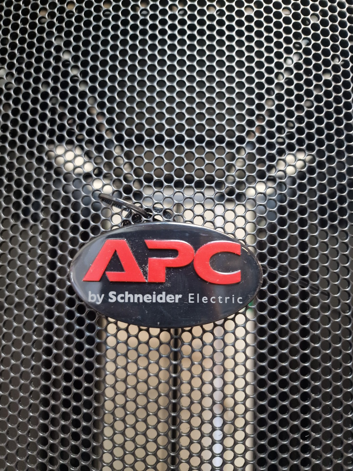 APC AR3107 NetShelter SX Server 19" 600mm 1070mm Networking Rack Cabinet 48U